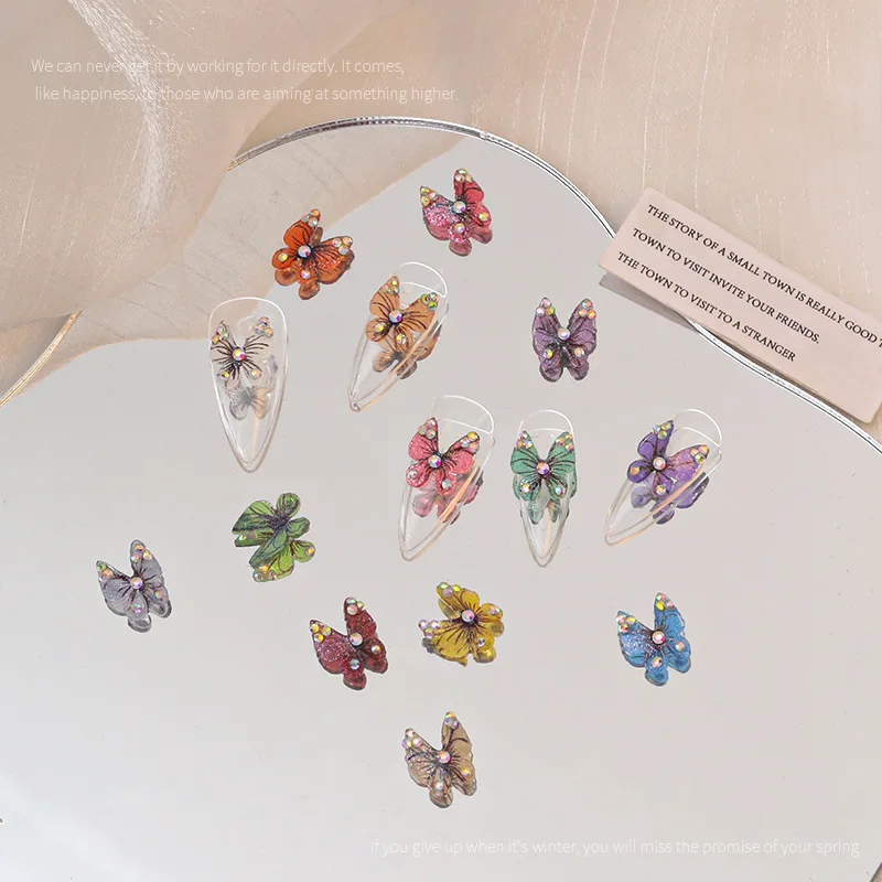 10pcs Japonský 3D Farebné Živice Butterfly Design Nail Art Charms Luxusné AB Drahokamu Ozdoby na Nechty, Manikúra Príslušenstvo urob si sám0