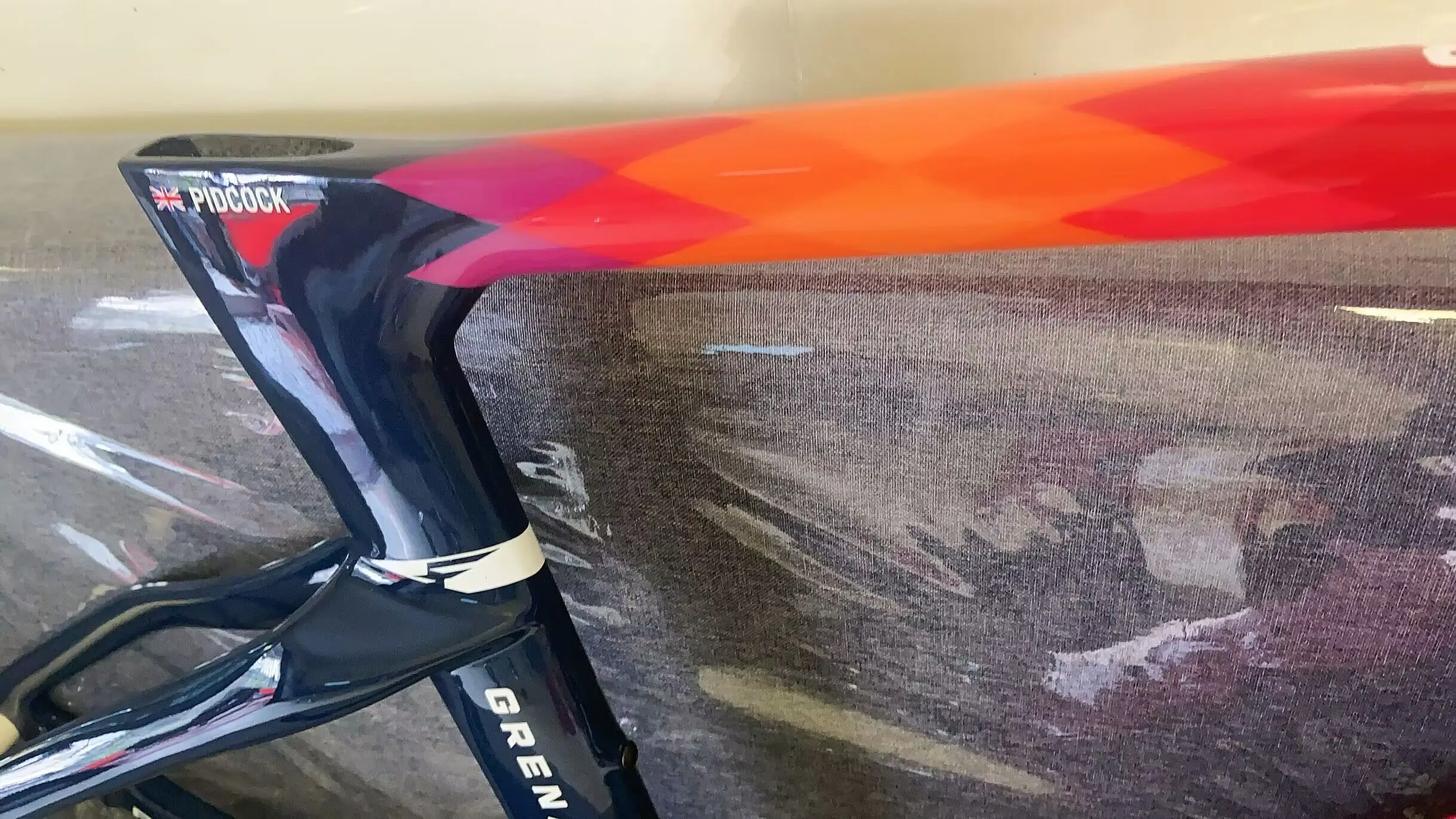 Najnovšie farba červená zamrzne crack cestnej bike rám lesklý T1100 Zmrazenie crack rámov bicyklov s striebro logá ráfiky brzdy4