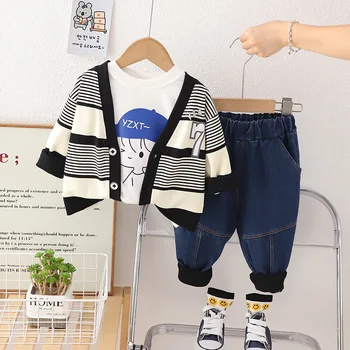Baby Boy značkové Oblečenie 2023 kórejský Prekladané Dlhý Rukáv Otvorenie Steh Kabáty + Biela T-shirts + Džínsy 3KS Todder Oblečenie Chlapcov Nastaviť